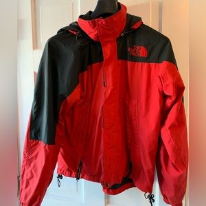 Men’s North Face windbreaker, size small